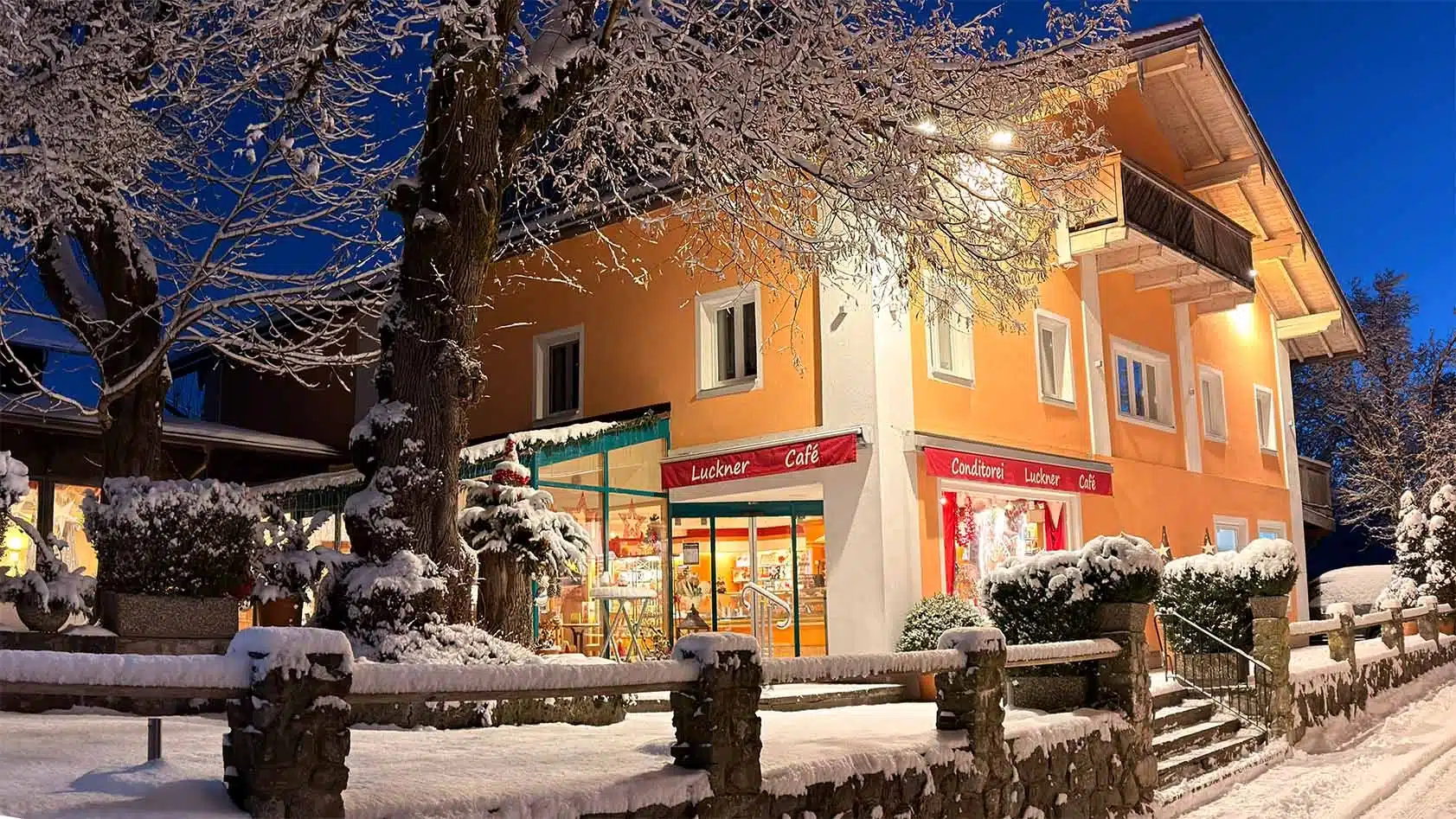 Conditorei Café Luckner am 4. Januar um 6:30 Uhr in der Früh